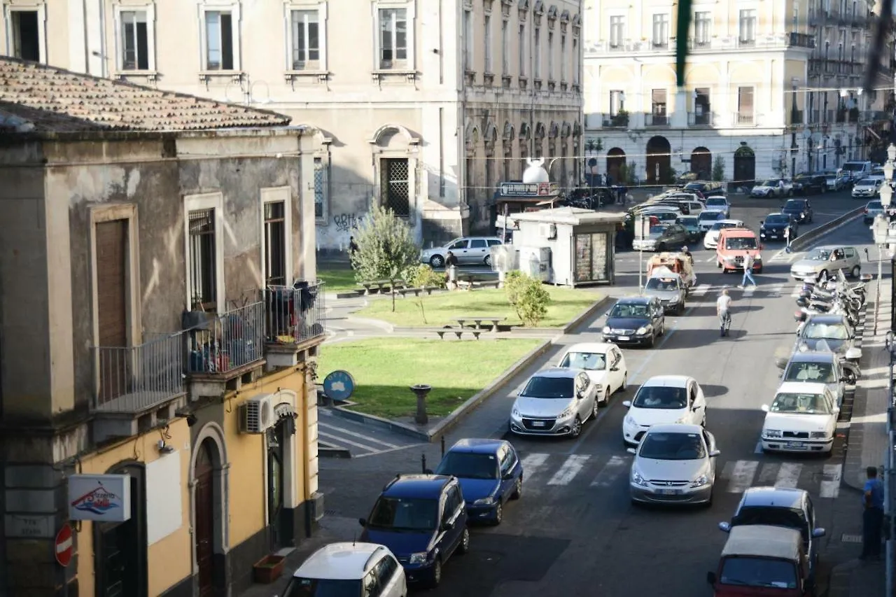 Il Loft Con Balconcino Apartment Catania Italy