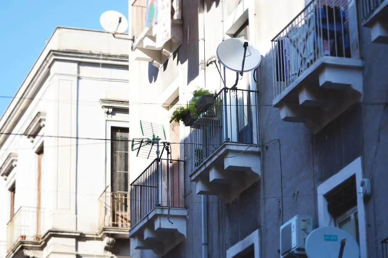 Il Loft Con Balconcino Apartment Catania Italy